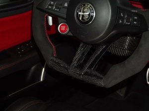 Alfa Romeo Giulia Custom Steering Wheel - Carbon Fiber - F1 Style - QV Models